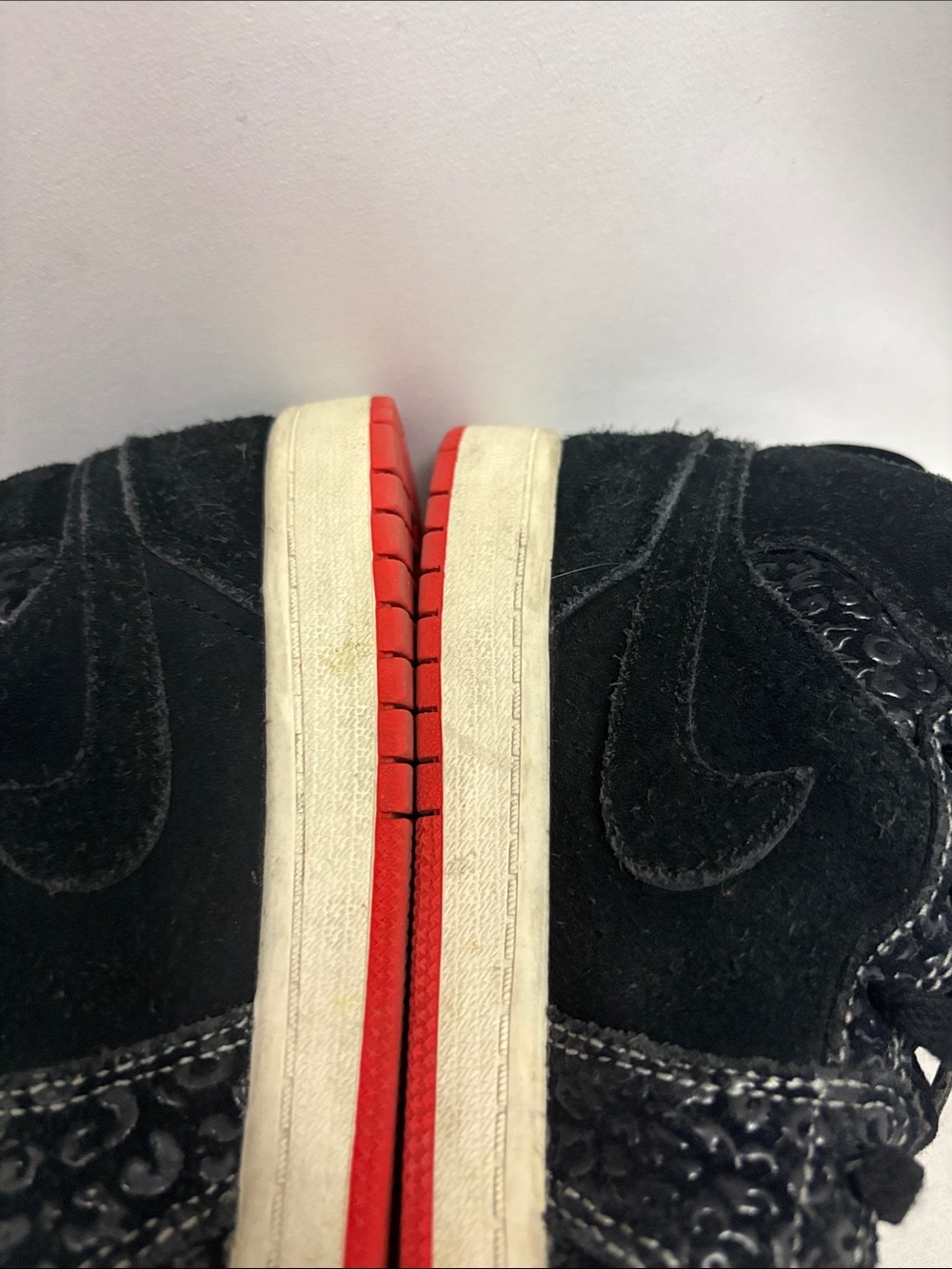 Boys Nike Air Jordans 1 Mid Se Siempre Familia Sneakers - Picture 7 of 14